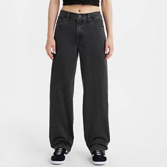 Levis Loose Straight Jeans - Picture 1 of 5